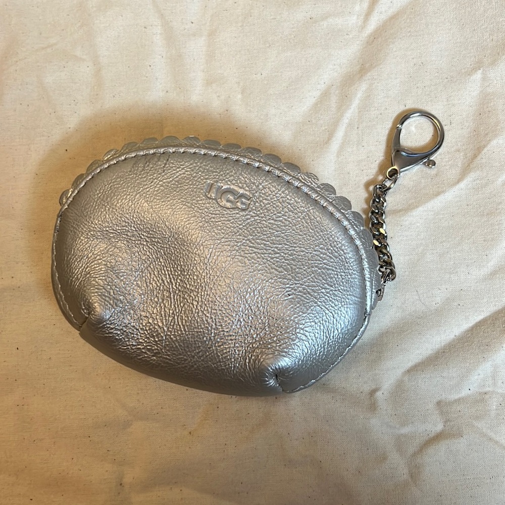 UGG key chain wallet
